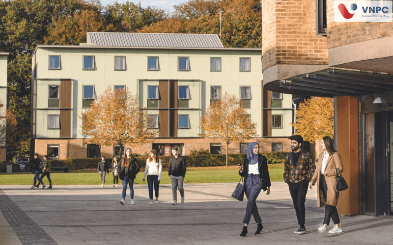 Đại học Lancaster University Anh: Điều kiện, chi phí và học bổng